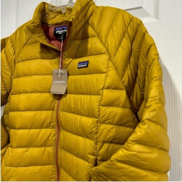 Patagonia Women’s XXL Down Sweater Puffer Jacket Yellow Cosmic Gold NWT 1 - Picture 2 of 15